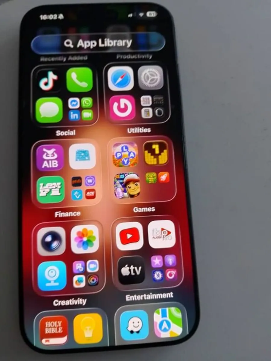 APPLE iPhone 16 Pro Max - 256 GB, Black Titanium | LIKE NEW! - Image 3