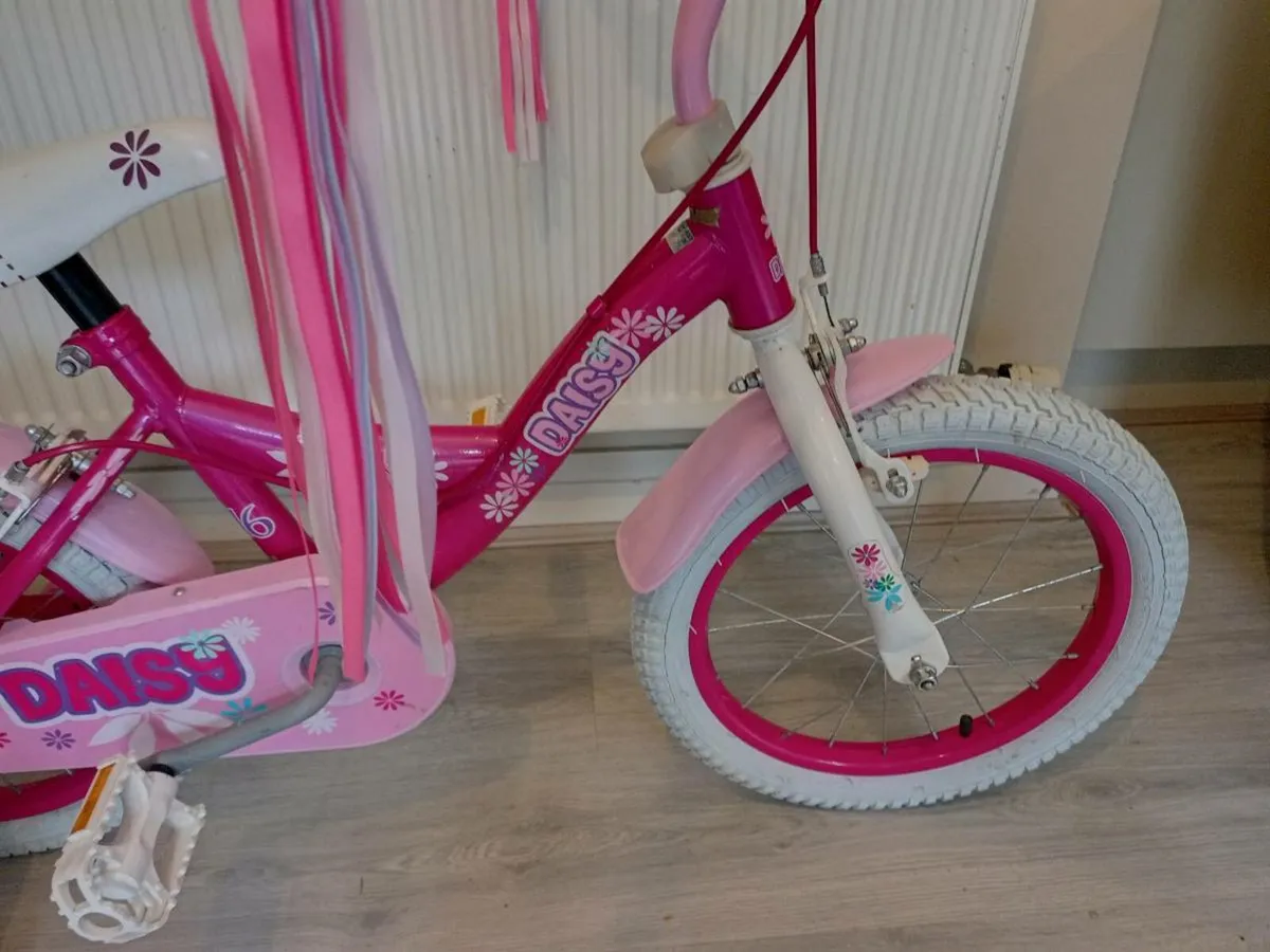 Kids daisy bike size 16 inch wheels. - Image 4