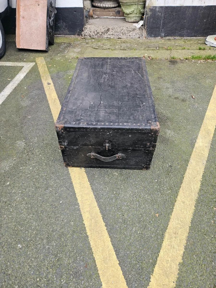 Vintage Steamer Theatre Trunk - Image 2