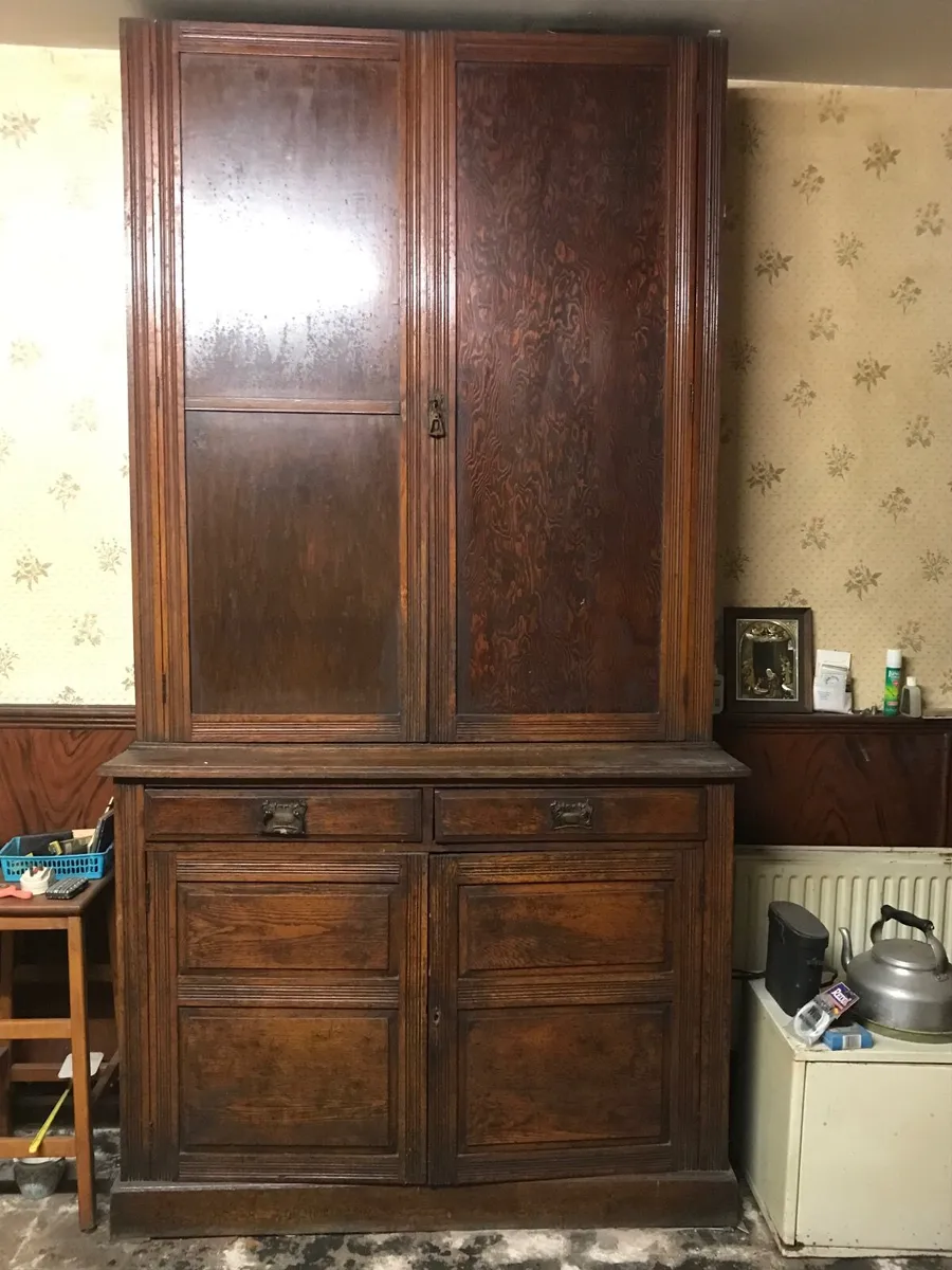 Old Linen Press - Image 2