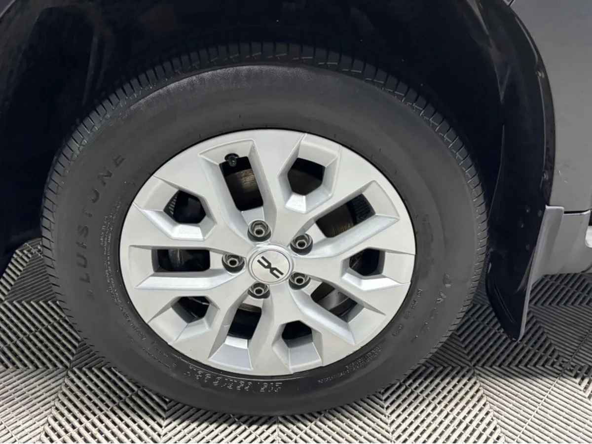 Dacia Duster EXPRESSION BLUE DCI 115 - Image 2