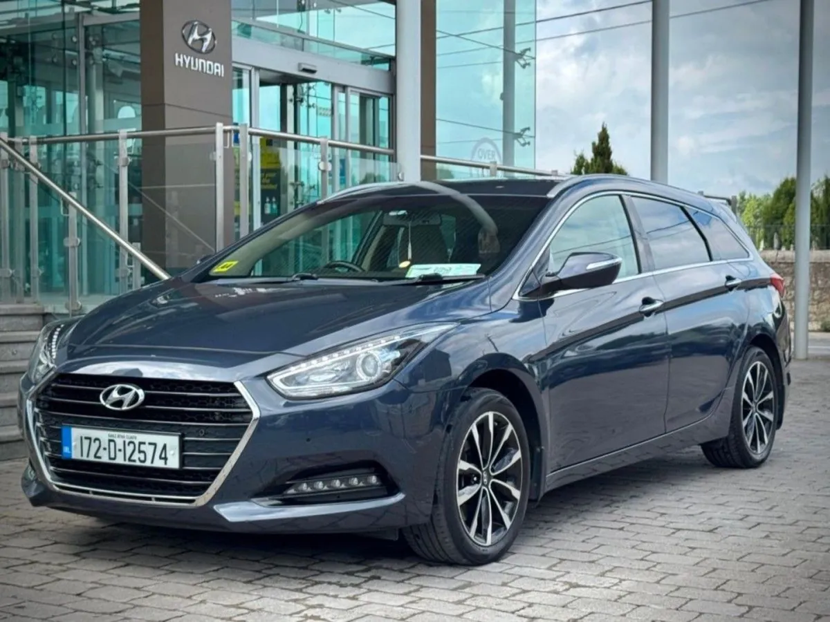 Hyundai i40 1.7 Diesel Executive Tourer Leather - Image 1