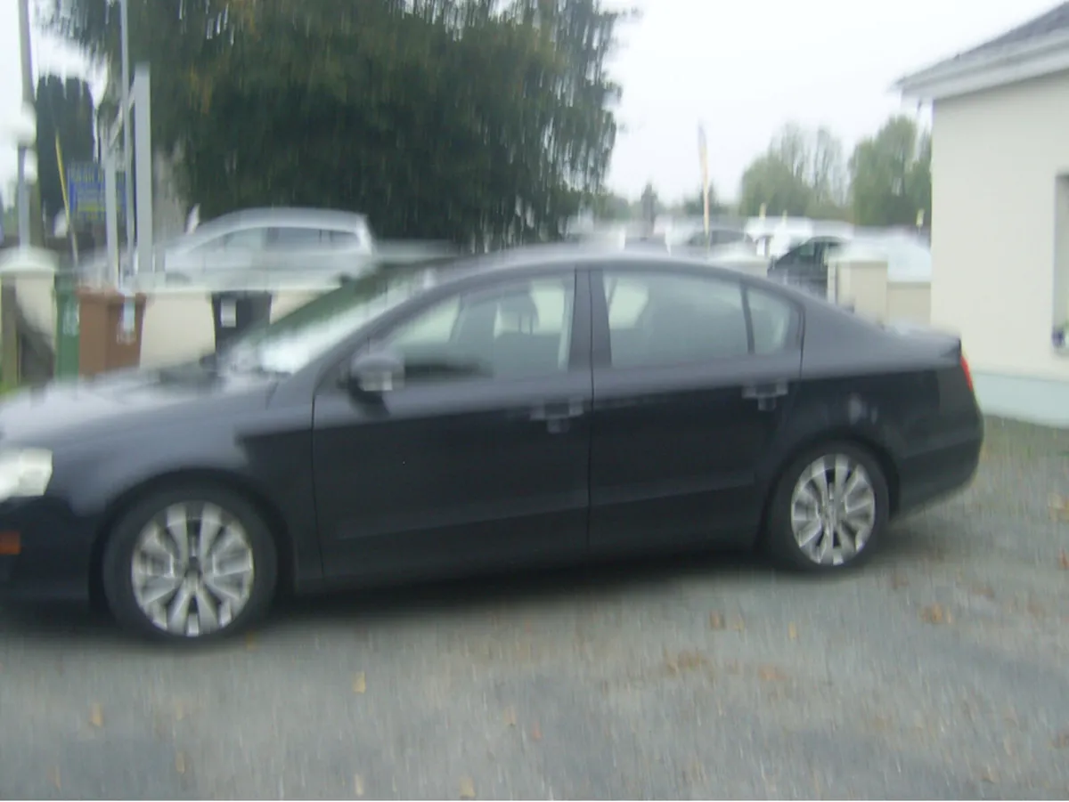 Volkswagen Passat 2.0 TDI BLUEMOTION 2 11 110PS 4D - Image 4