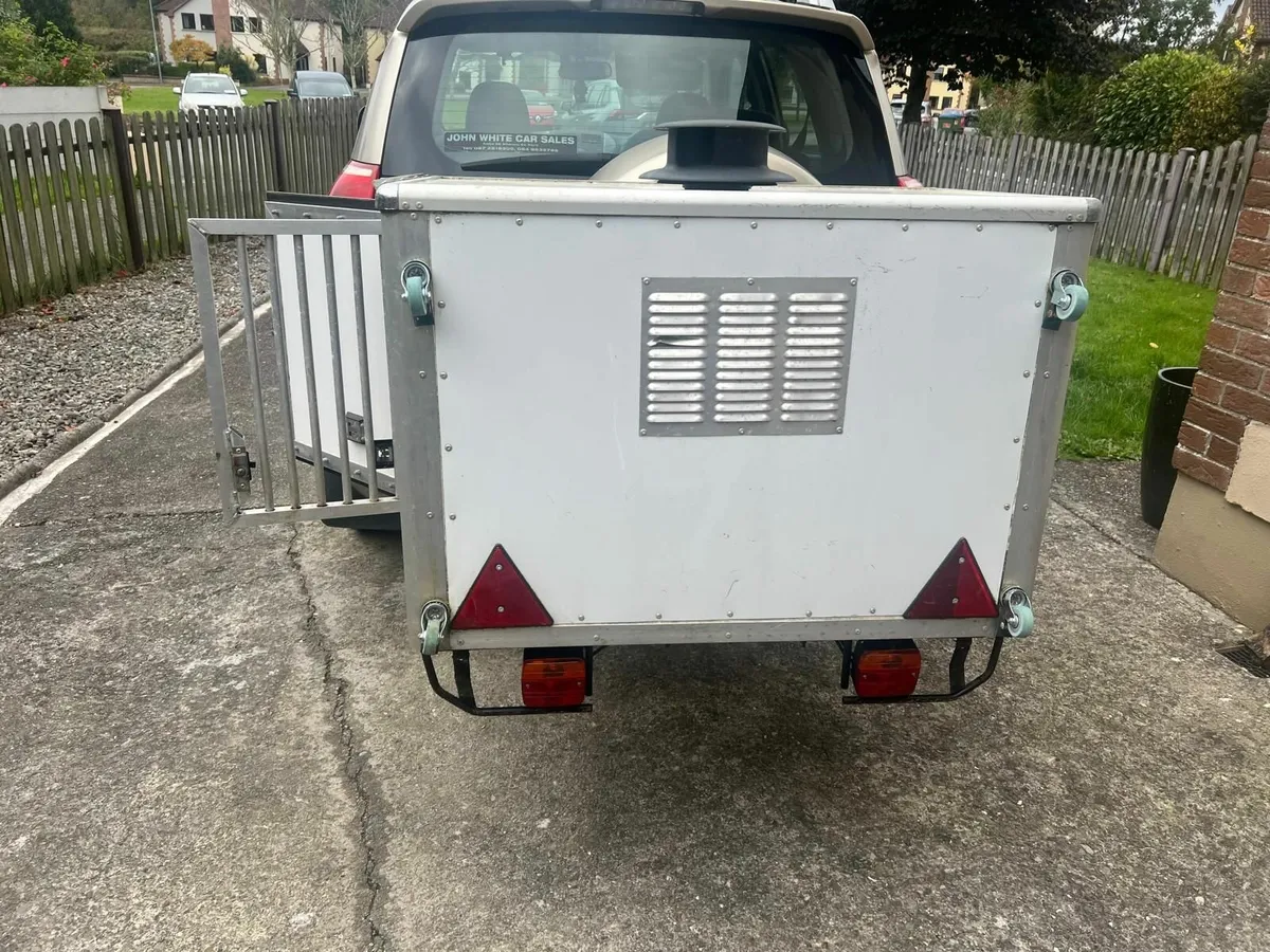 Dog Box - Image 1