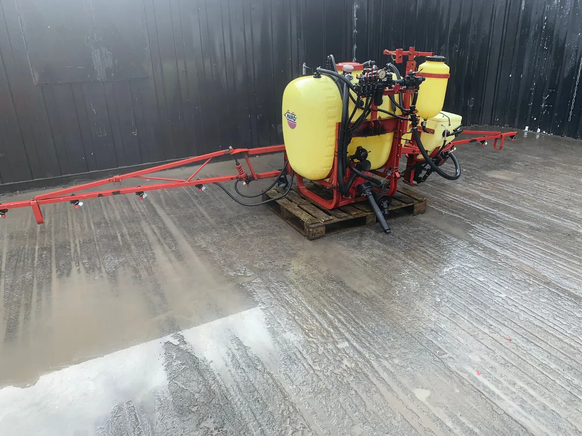 Hardi Fertilizer Spreader - Image 4