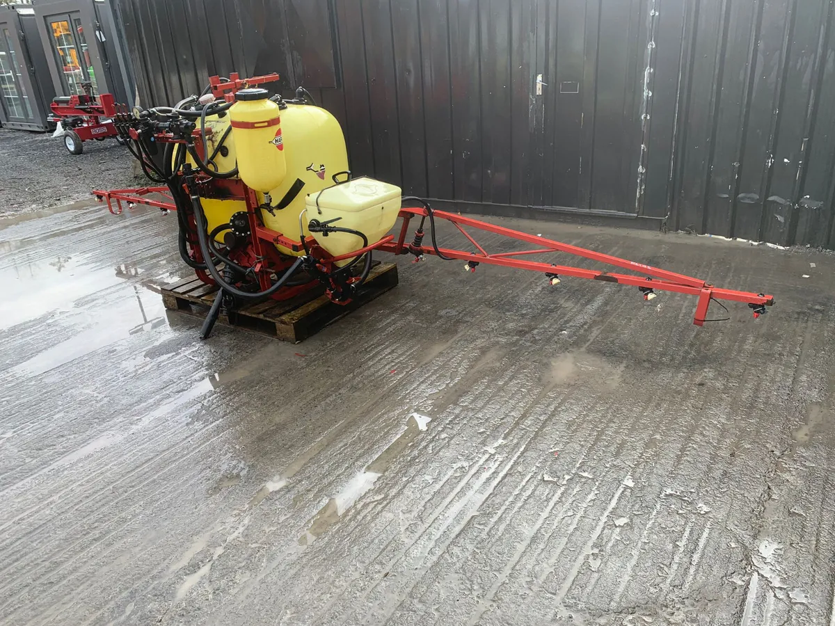 Hardi Fertilizer Spreader - Image 3