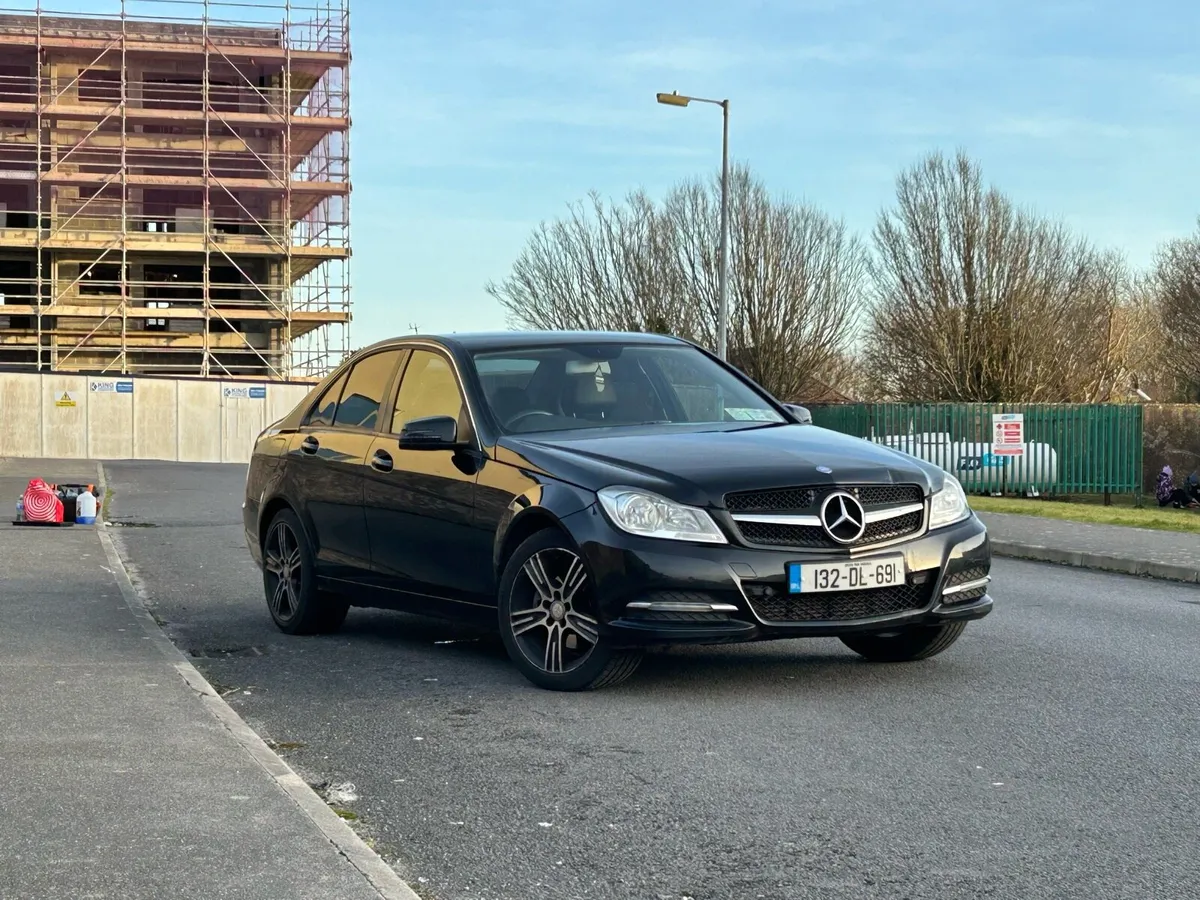 AUTOMATIC Mercedes-Benz C-Class 2013 - Image 2