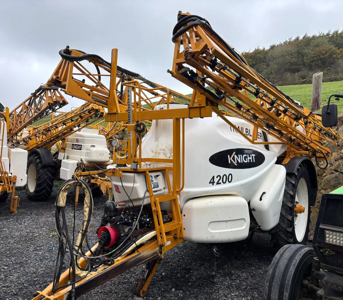 Knight Trailblazer Trailed Sprayer - Image 2