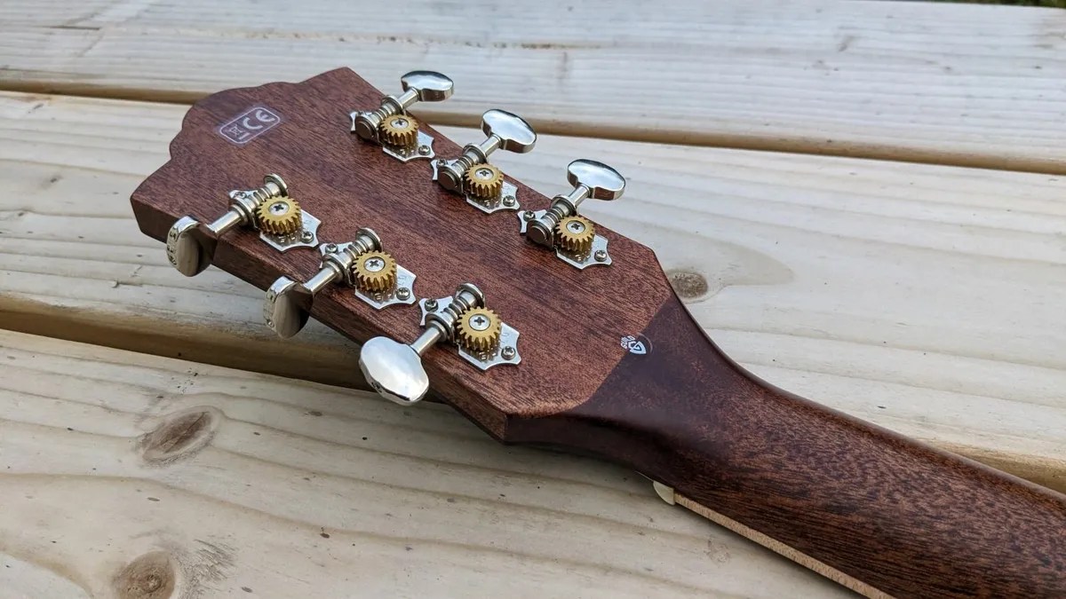 Guild acoustic-electric - Image 2