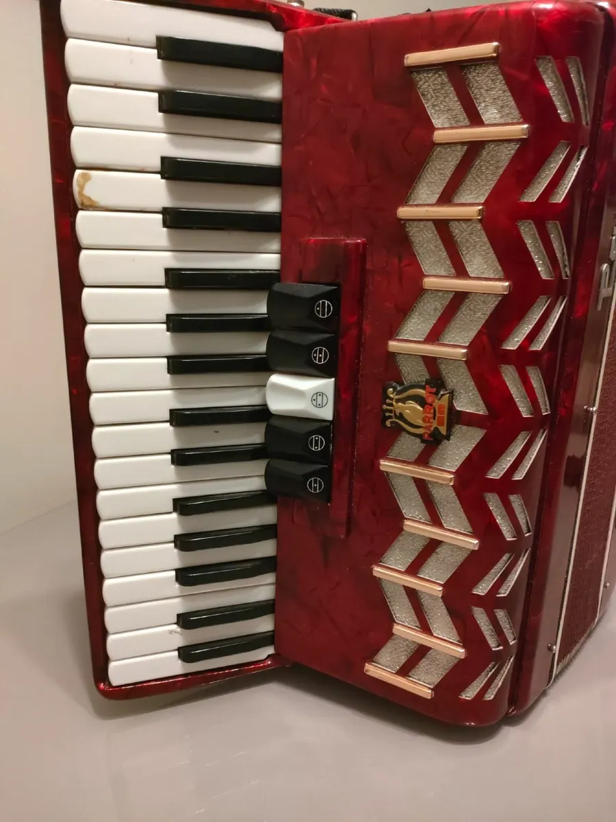 accordion - Image 1