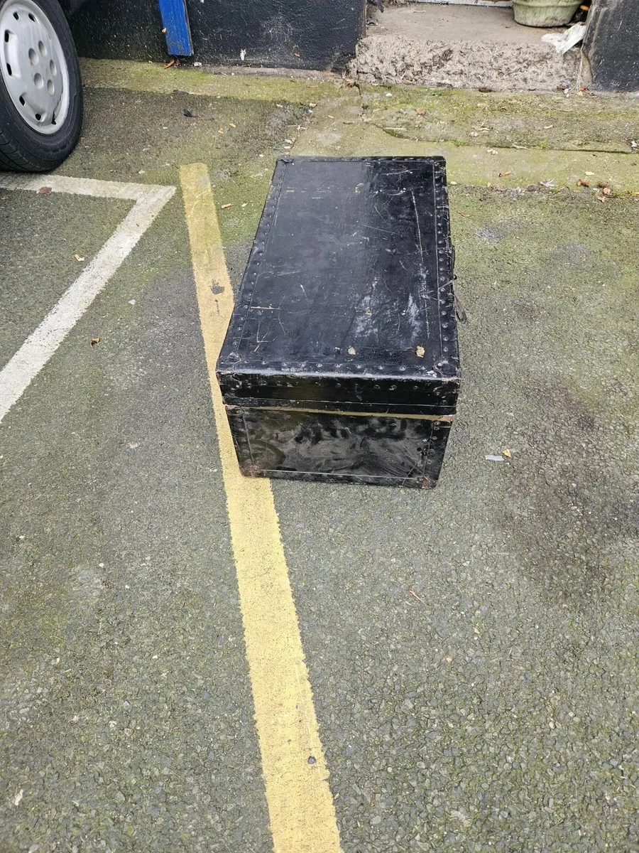 Vintage Steamer Theatre Trunk - Image 2
