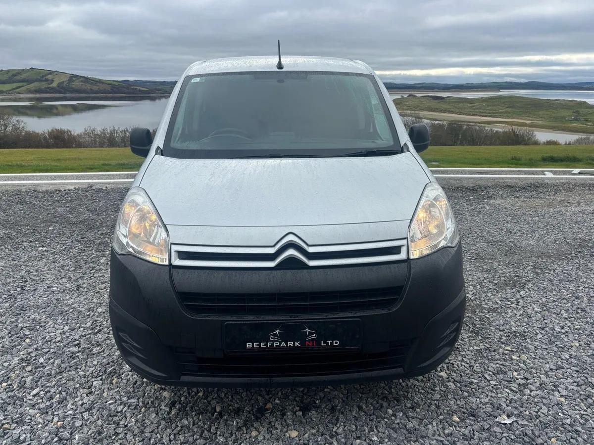 2016 Citroen Berlingo Enterprise model - Image 2