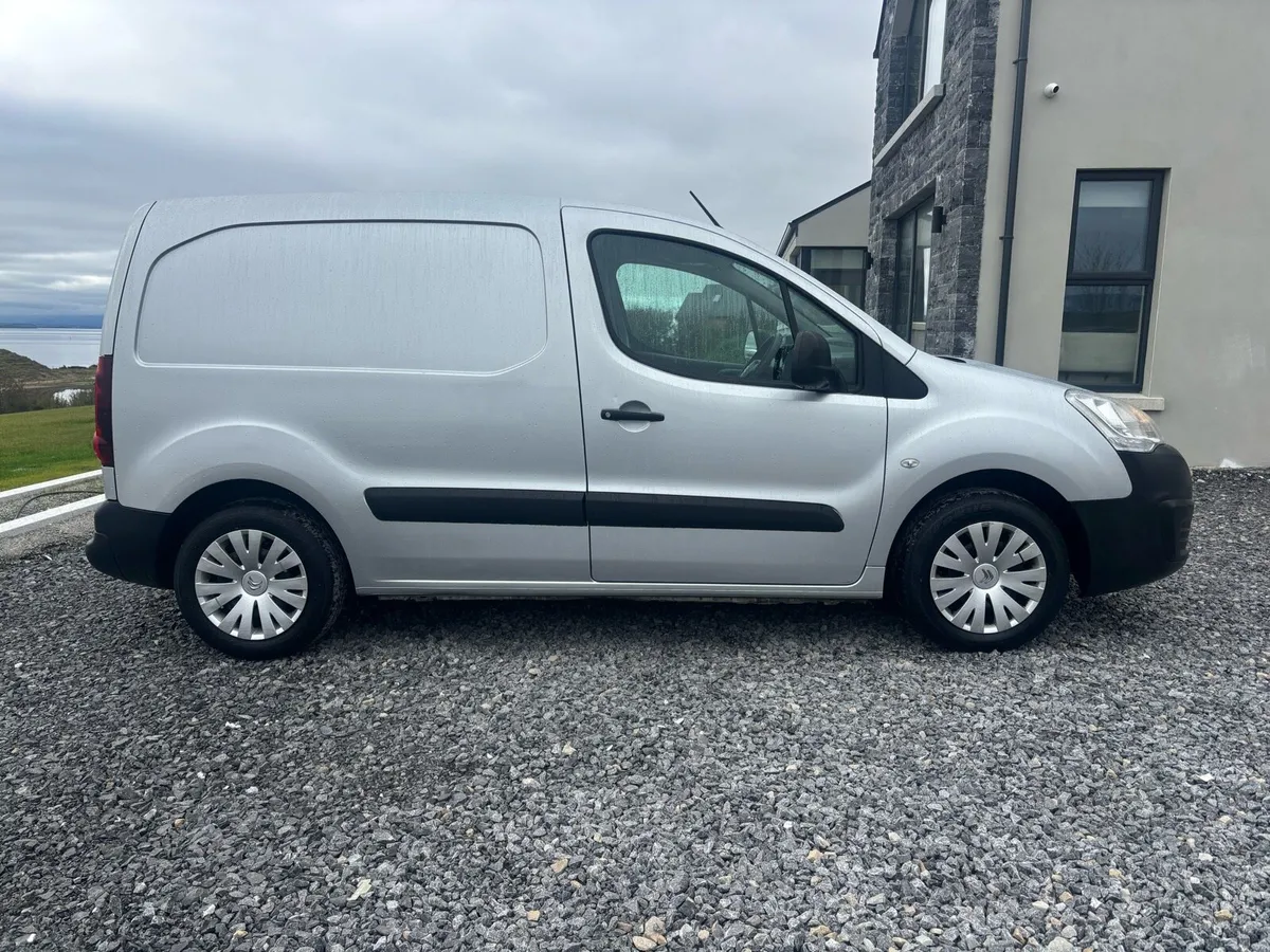 2016 Citroen Berlingo Enterprise model - Image 4