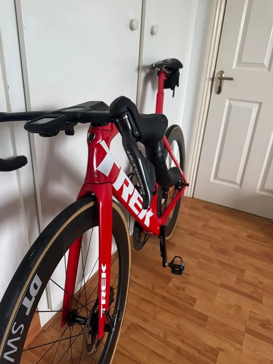 Trek Madone SLR - Image 4