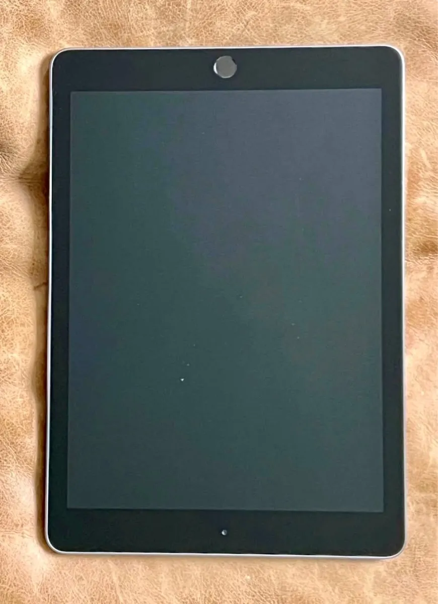 6th Generation iPad - Image 1