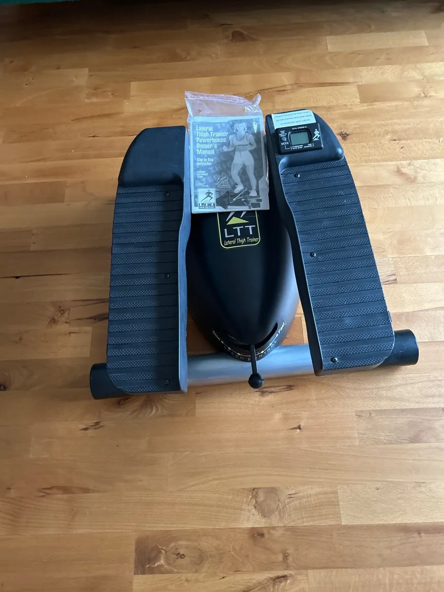Lateral thigh Trainer - Image 1