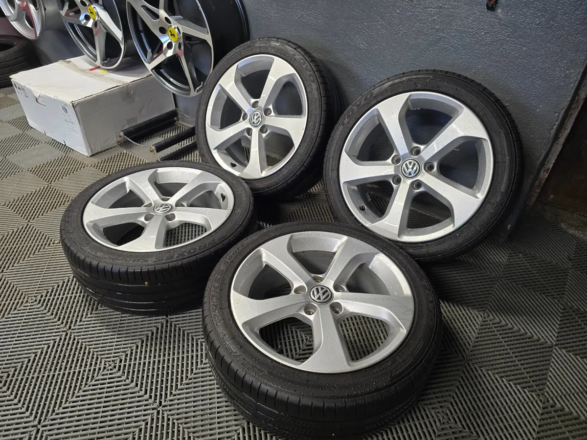 17" Volkswagen Golf GTI Alloys - Image 2