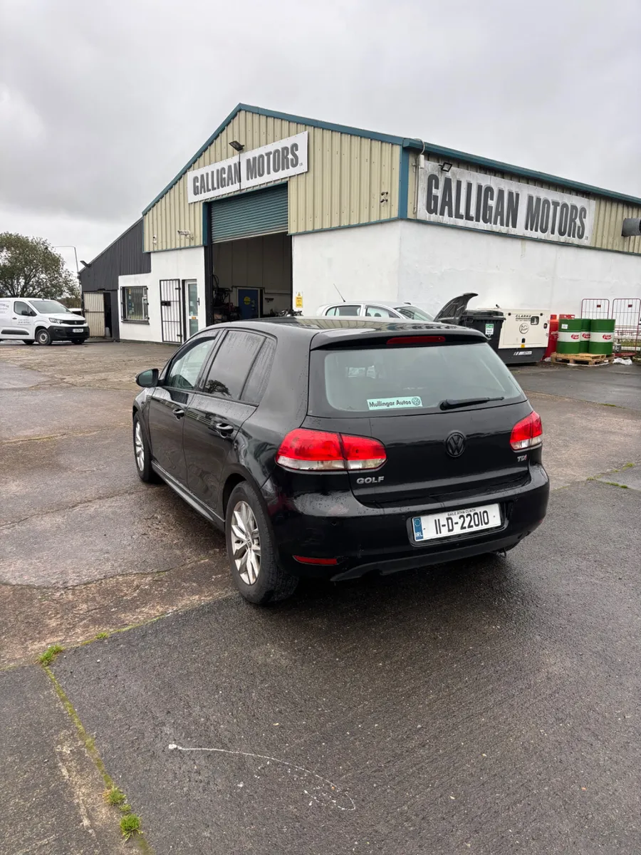 Volkswagen Golf 2011 - Image 3
