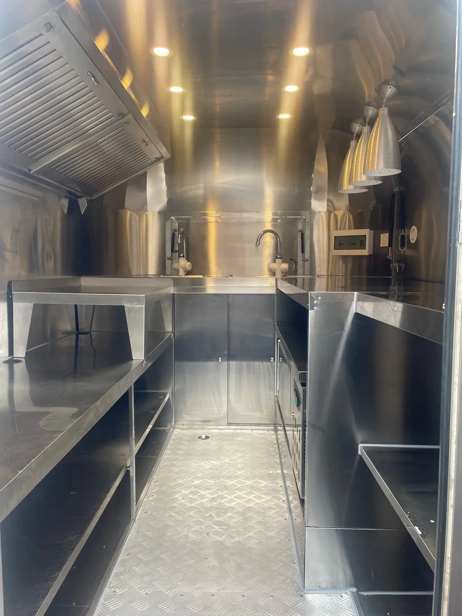 Food truck - Image 4