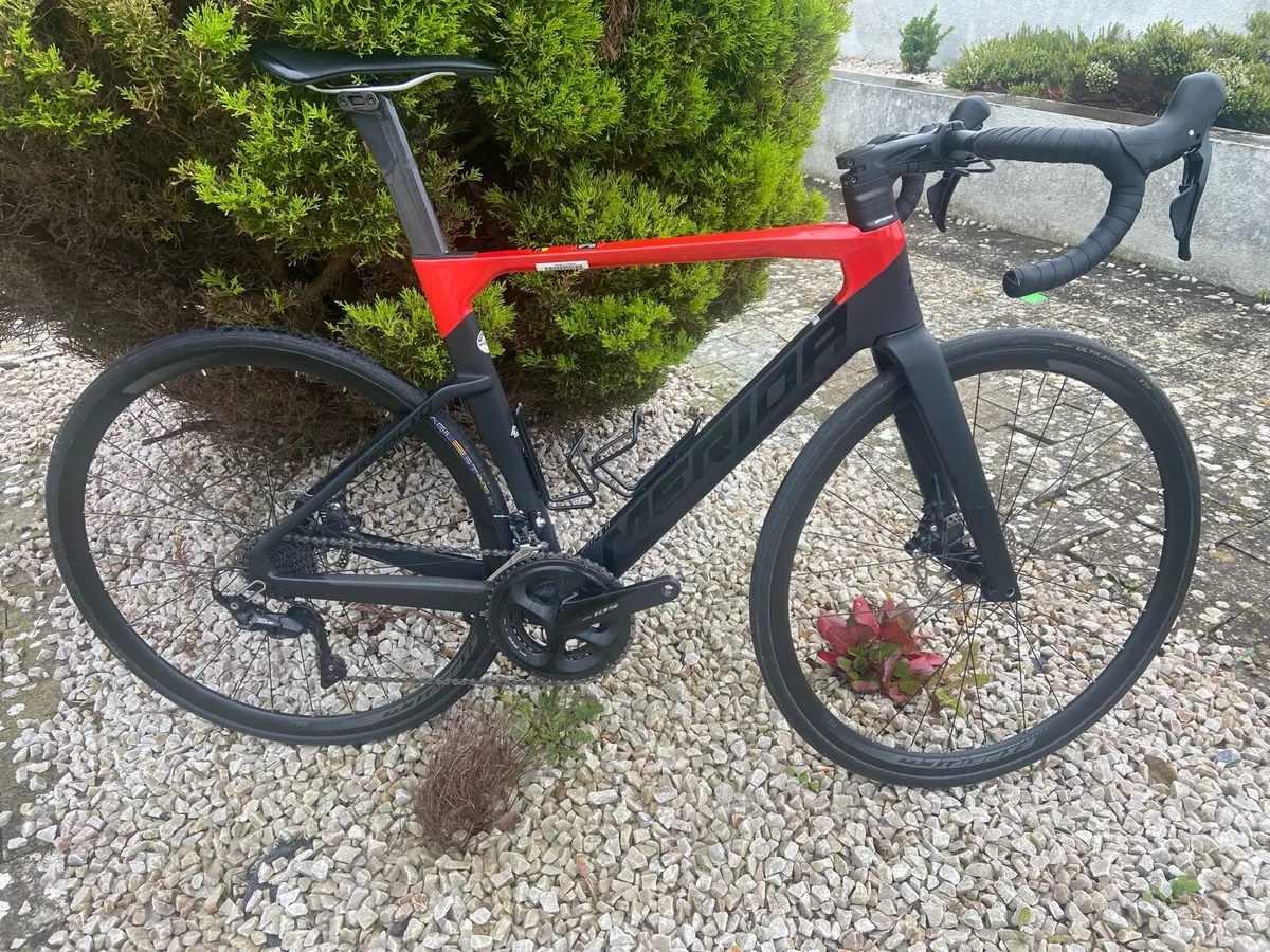 Aero Road Bike - Image 1