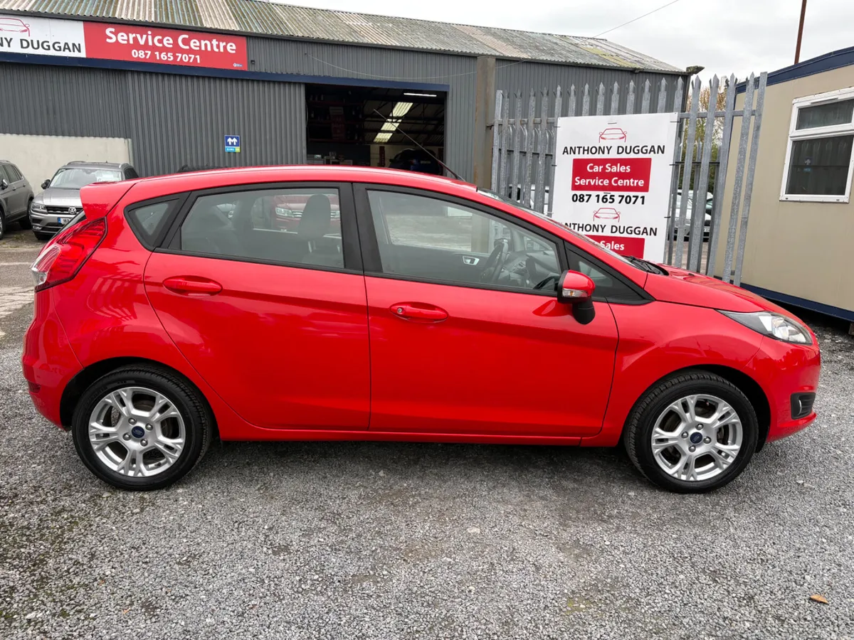 162 Ford Fiesta 1.25 Zetec - Image 2