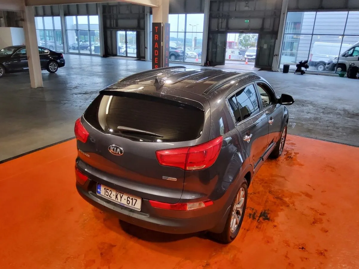 Kia Sportage 1.7 D Platinum 2WD - Image 2