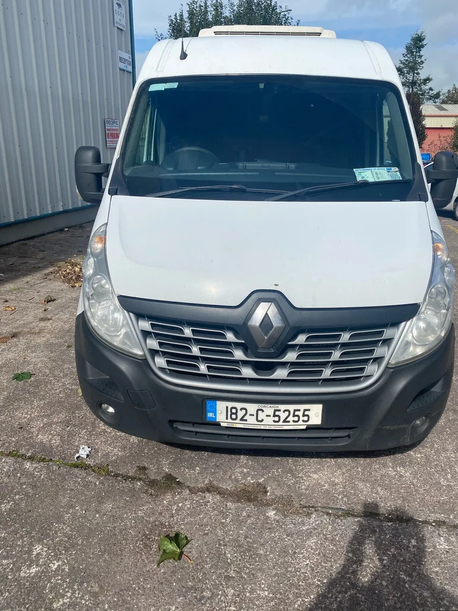Renault master fridge van - Image 1