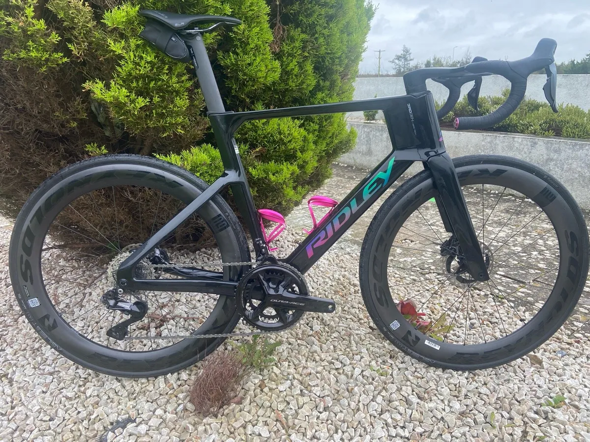 Aero Road Bike - Image 1