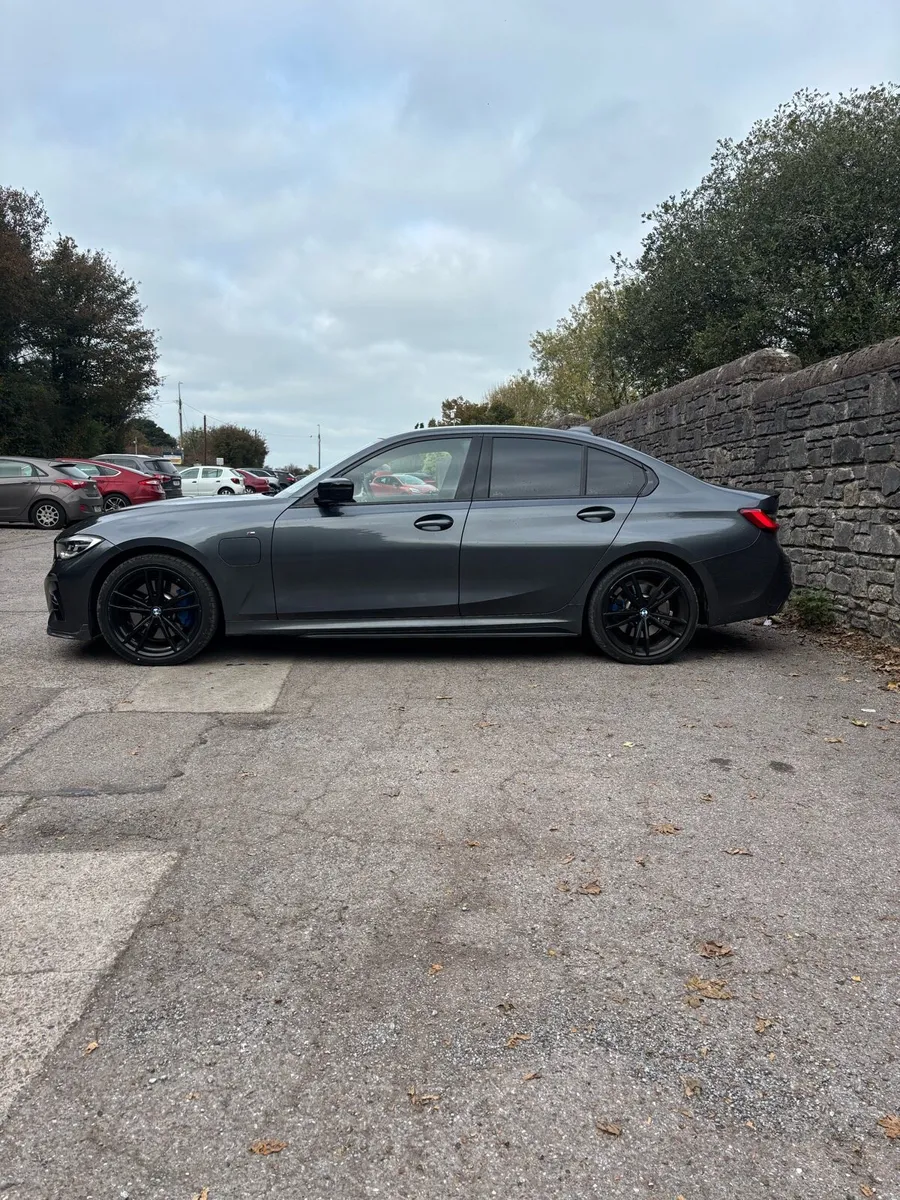 1 Year Warranty until 11/26 - BMW M Sport 3 Series - Image 4
