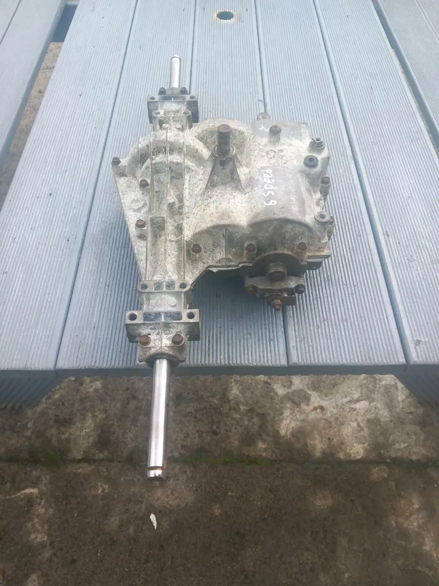 Husqvarna manual gearbox for sale - Image 4
