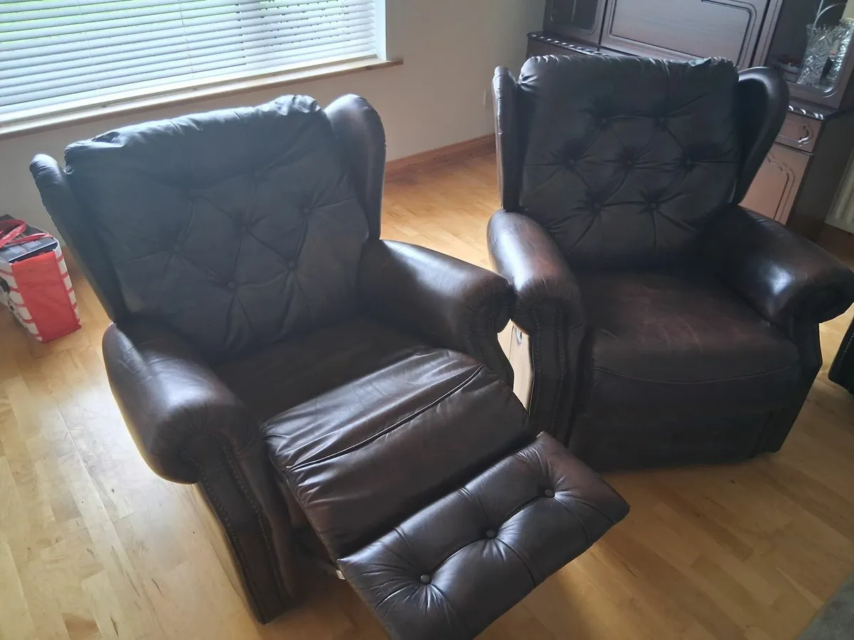Couch set - Image 1