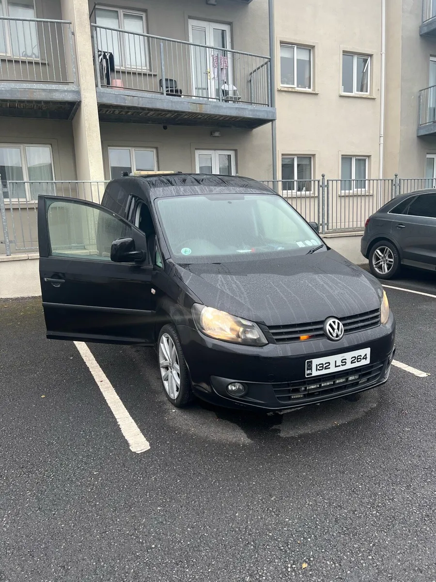 Caddy 1.6 NO DOE OR TAX - Image 1