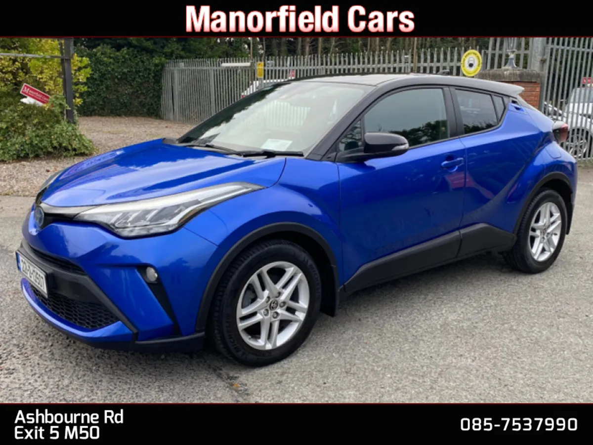 2022 Toyota C-HR Luna 1.8 Petrol Hybrid SUV - Image 4