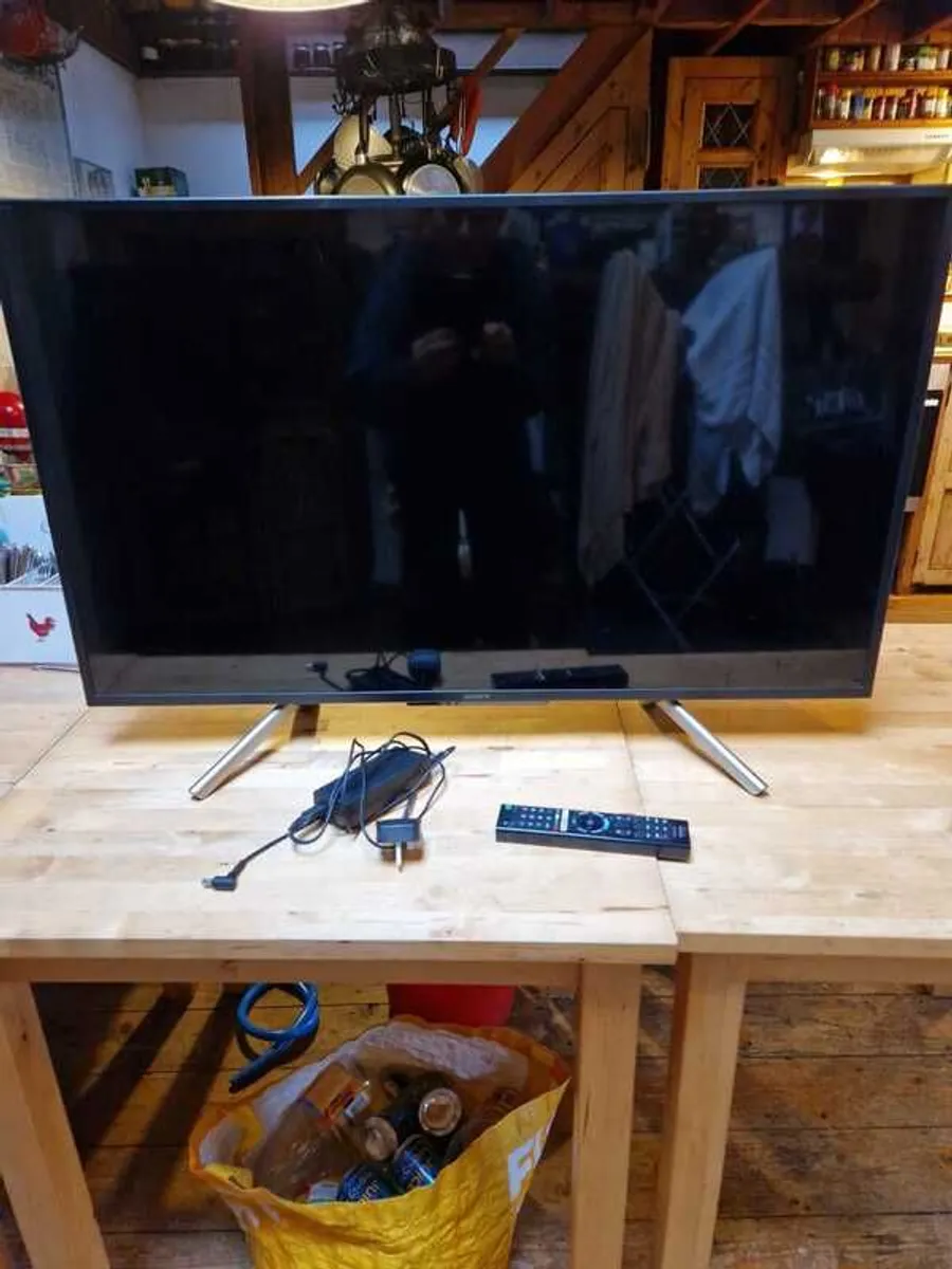 Sony 43" TV - Image 1
