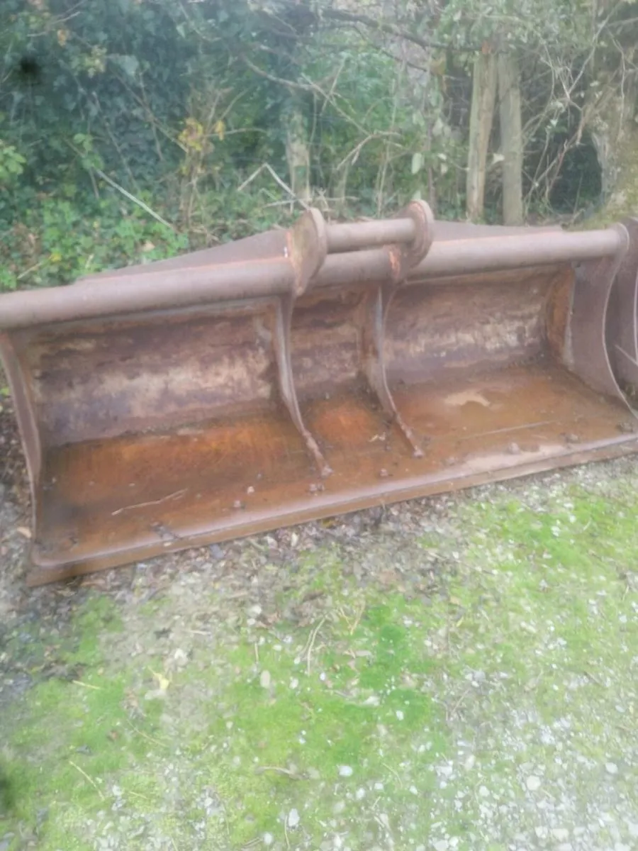Dagger bucket - Image 3