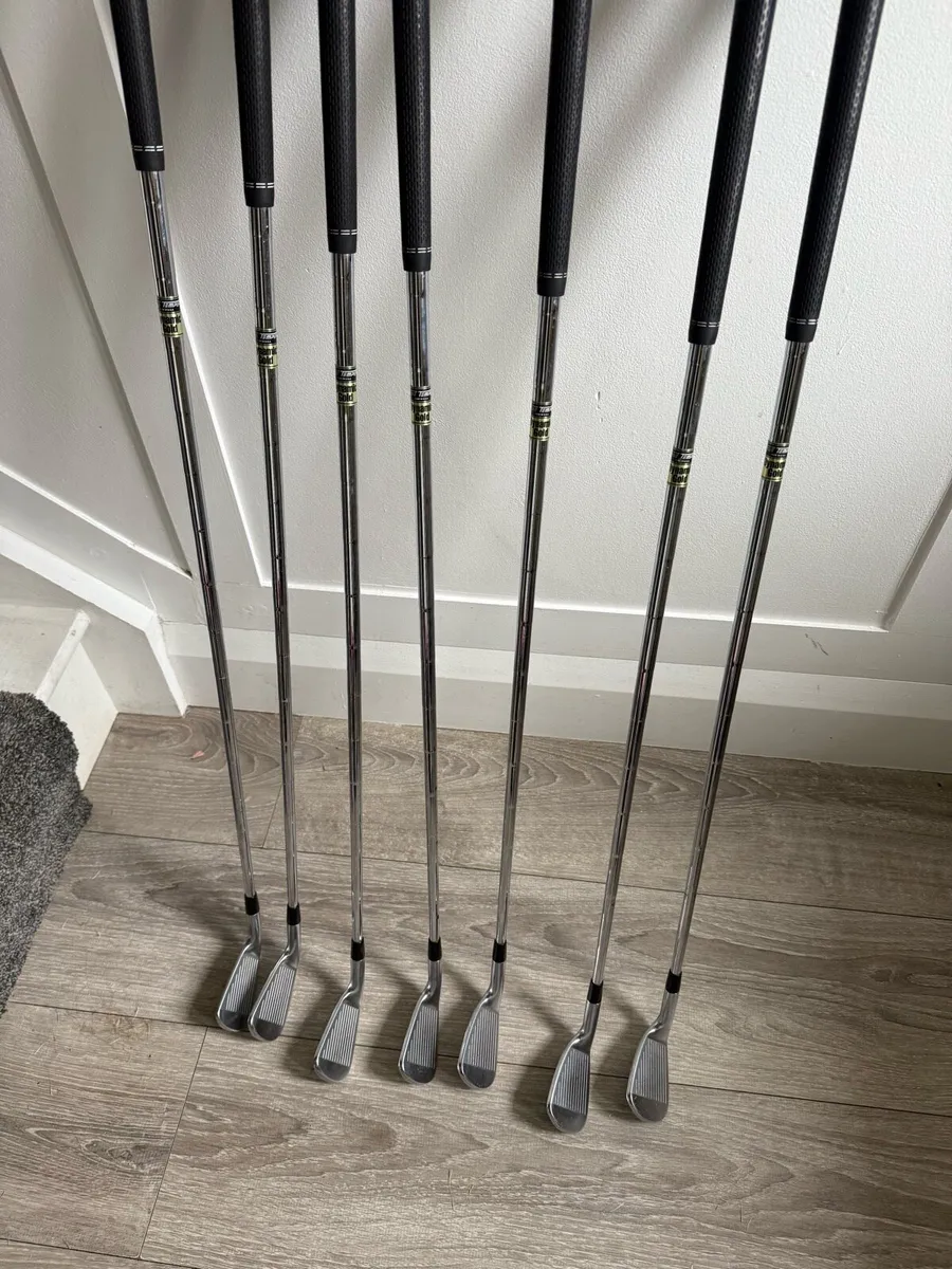Titleist 716 Cb Forged Irons - Image 2