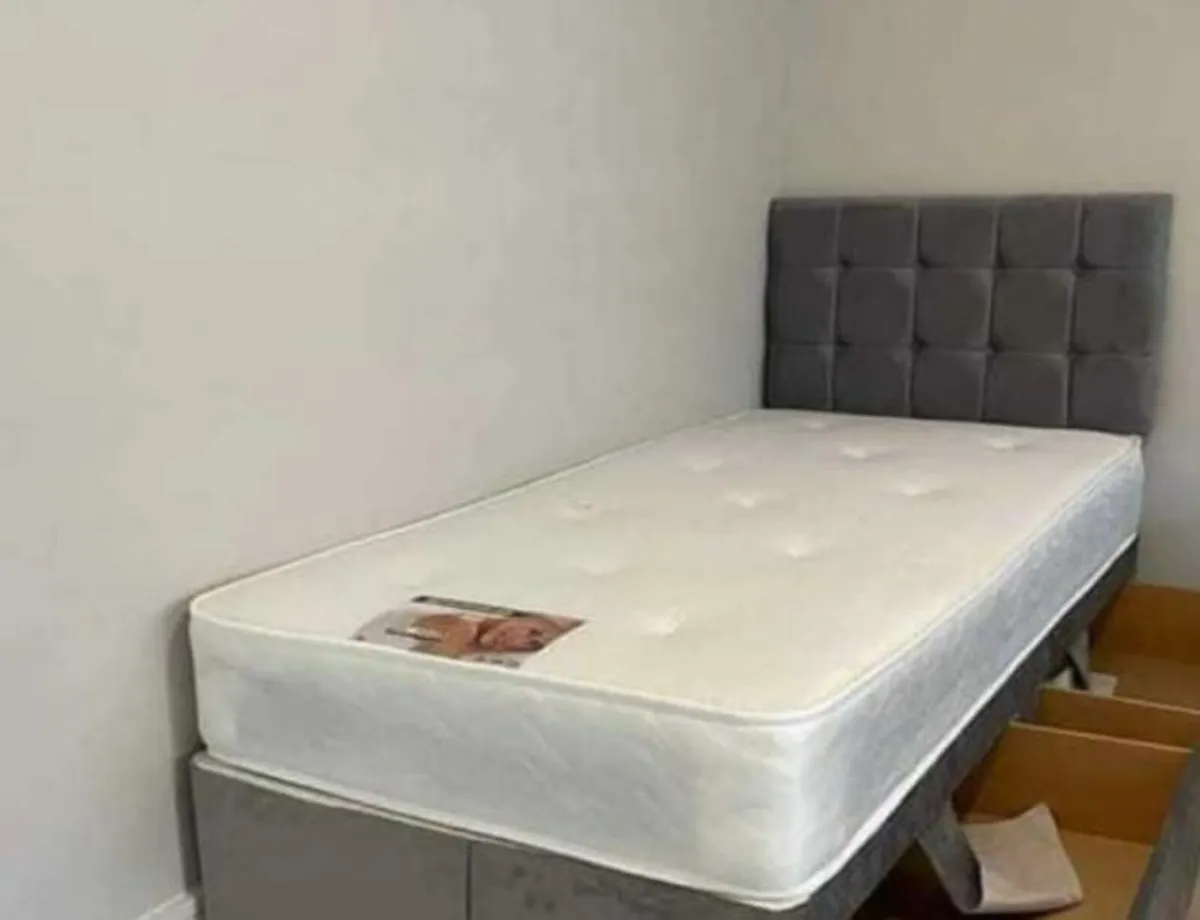 Beds - Image 4
