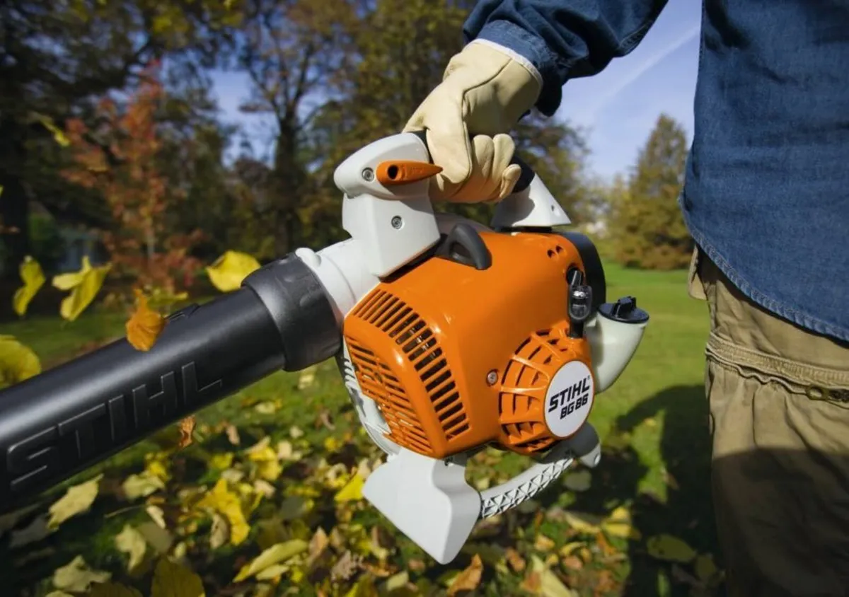 Stihl BG86 Leaf Blower - Image 2