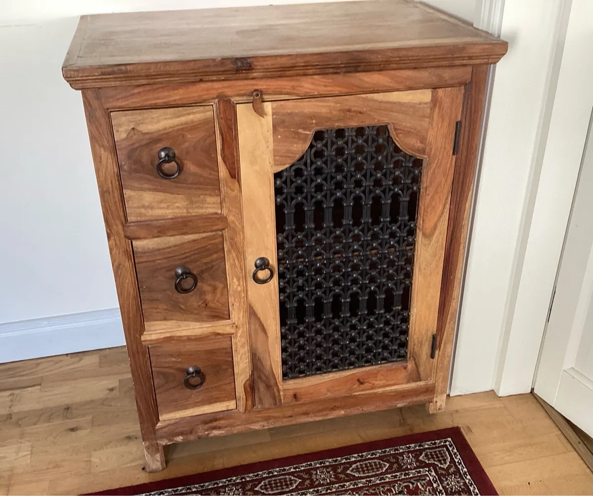Cupboard - Image 4