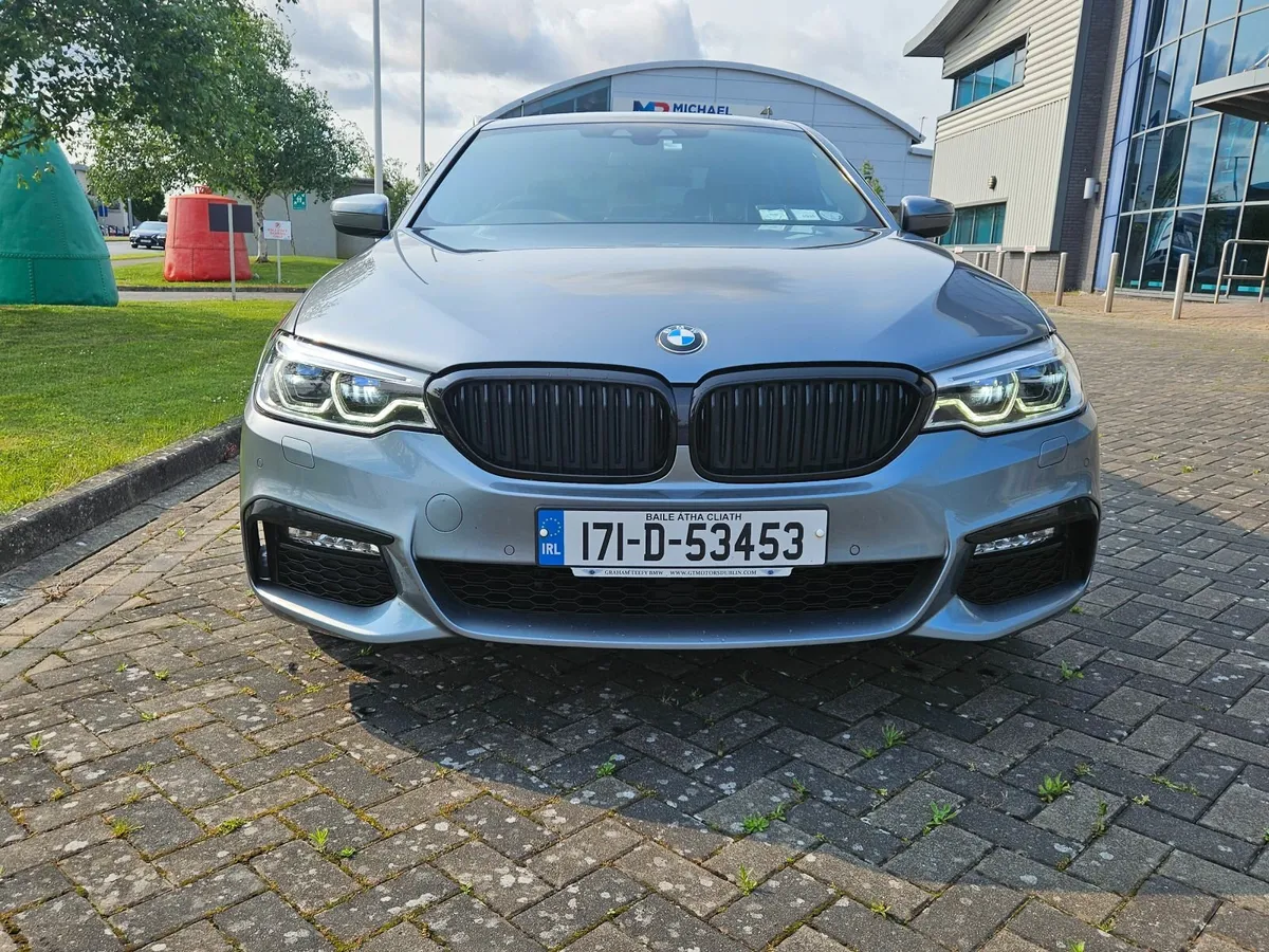BMW 5-Series 2017 - Image 2