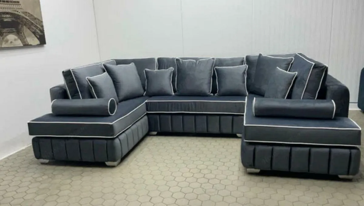 Lily sofa