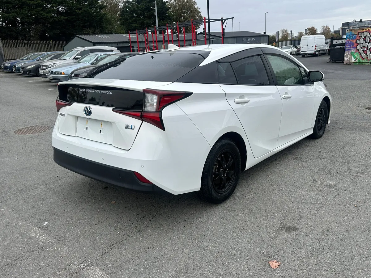 2022 Toyota Prius 1.8L fresh Nct Rd Tax - Image 4