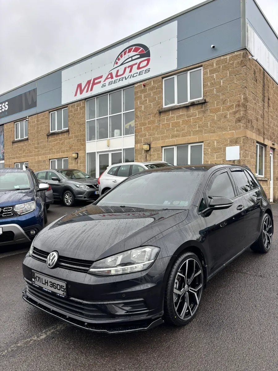 VOLKSWAGEN GOLF 1.6 TDI 2017 - Image 1