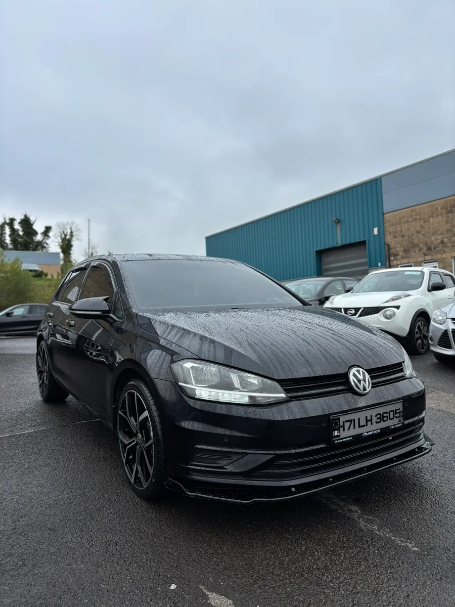 VOLKSWAGEN GOLF 1.6 TDI 2017 - Image 2