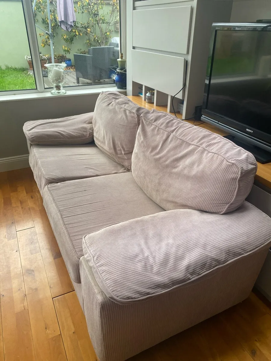 Couch free to a good home