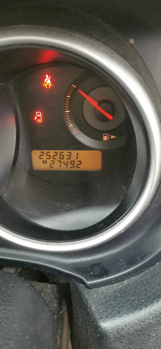 Nissan Tiida 2008 - Image 3