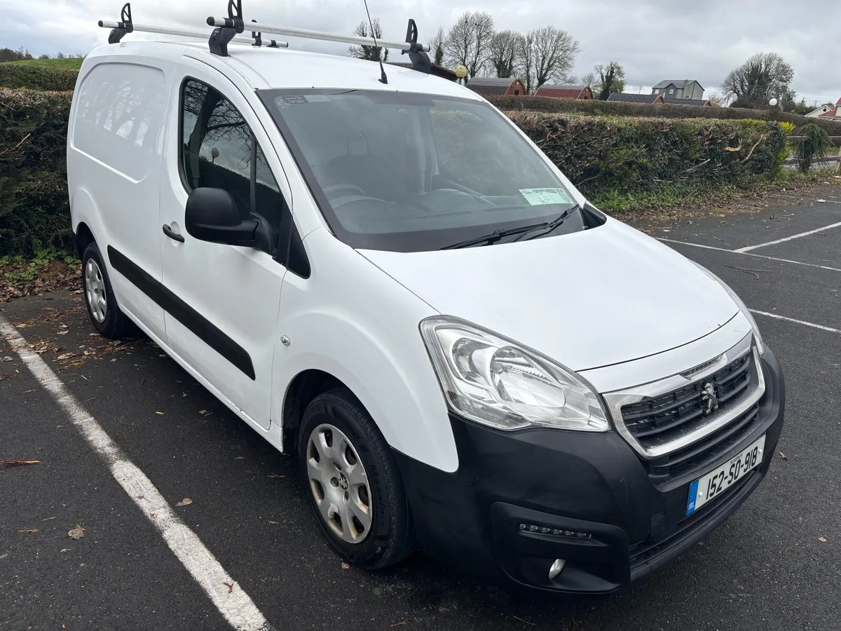 Van - Image 3