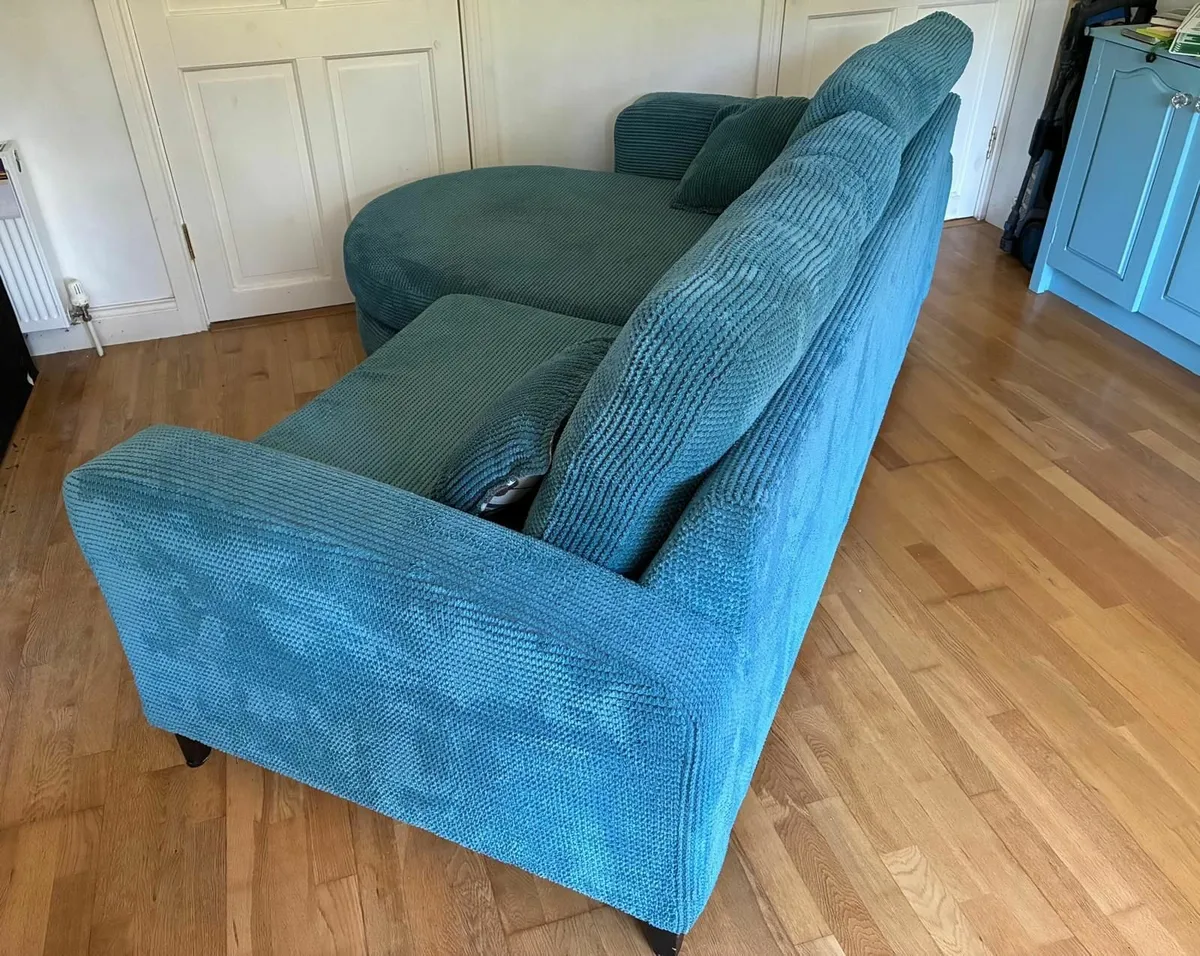 Sofa - Image 4