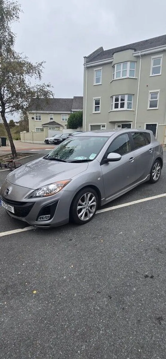 2011 Mazda Mazda3 - Image 3