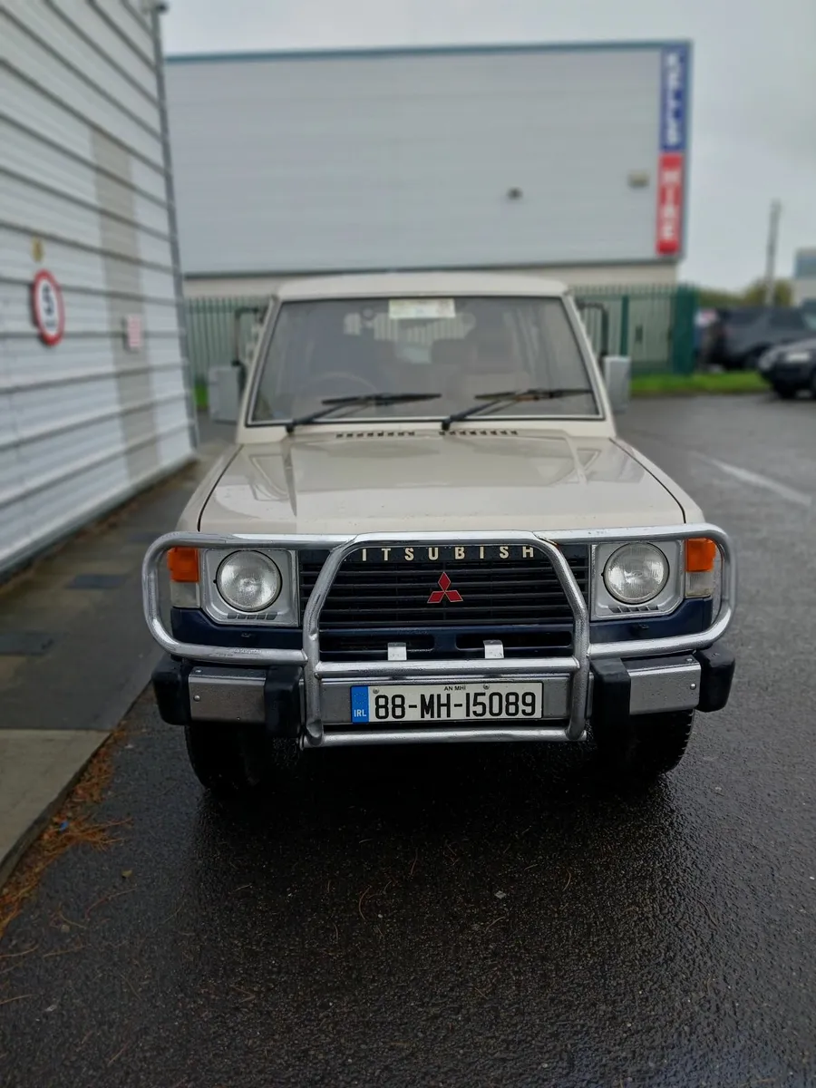 Mitsubishi Pajero MK1, 1988 - Image 1